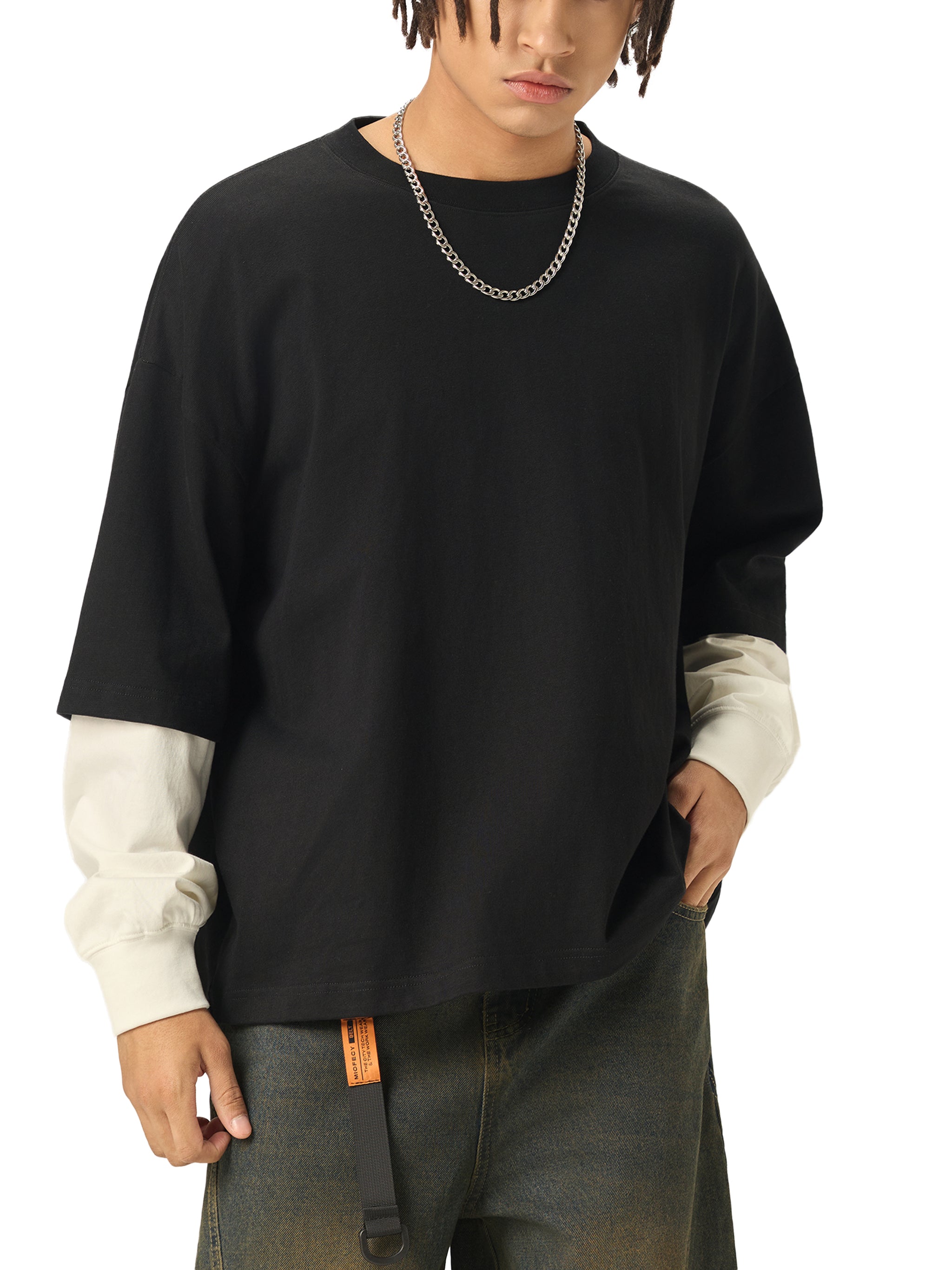 Essential Long-sleeve T-Shirt